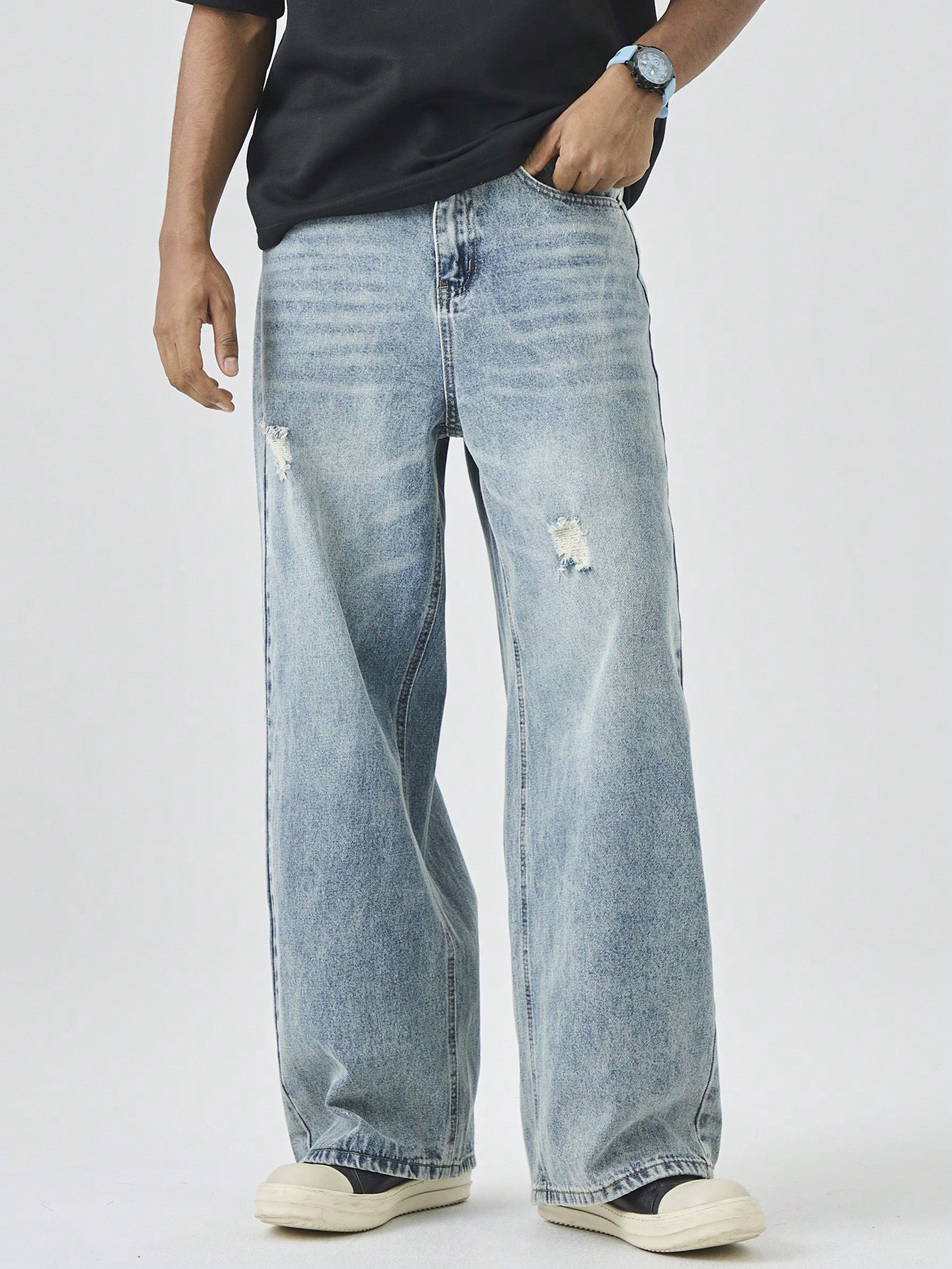 Vintage Distressed Relaxed Fit Jeans