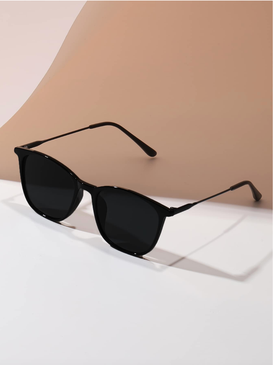 Women Geometric Frame Sunglasses